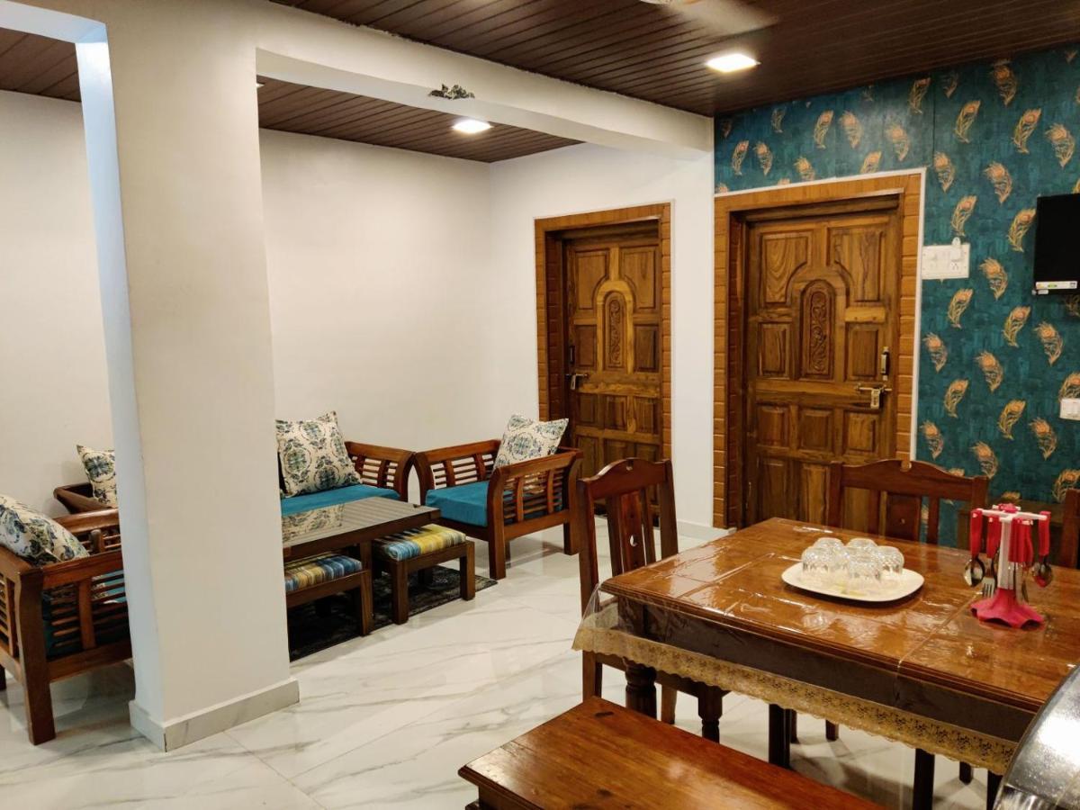 Whitehouse Homestay By Oxystays Hospitality 알리바그 외부 사진