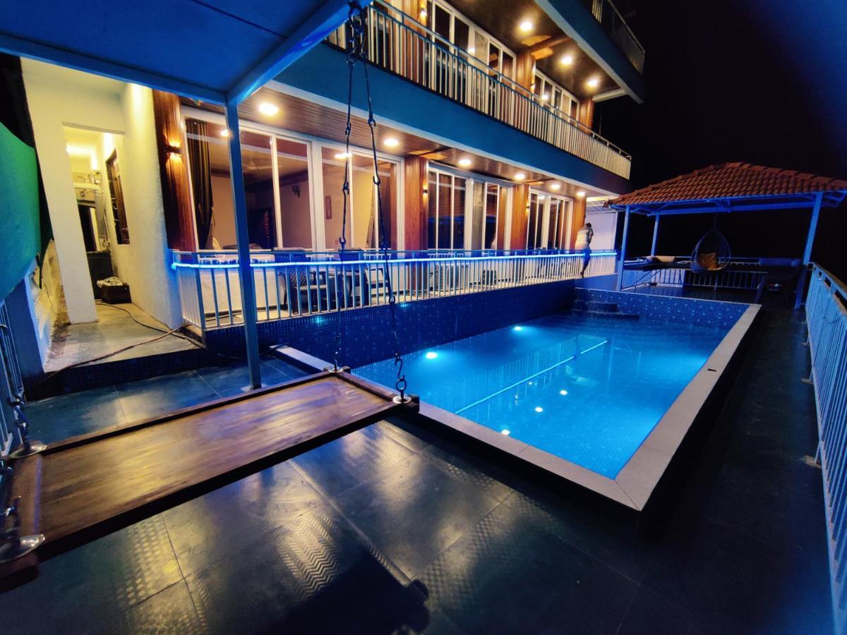 Whitehouse Homestay By Oxystays Hospitality 알리바그 외부 사진