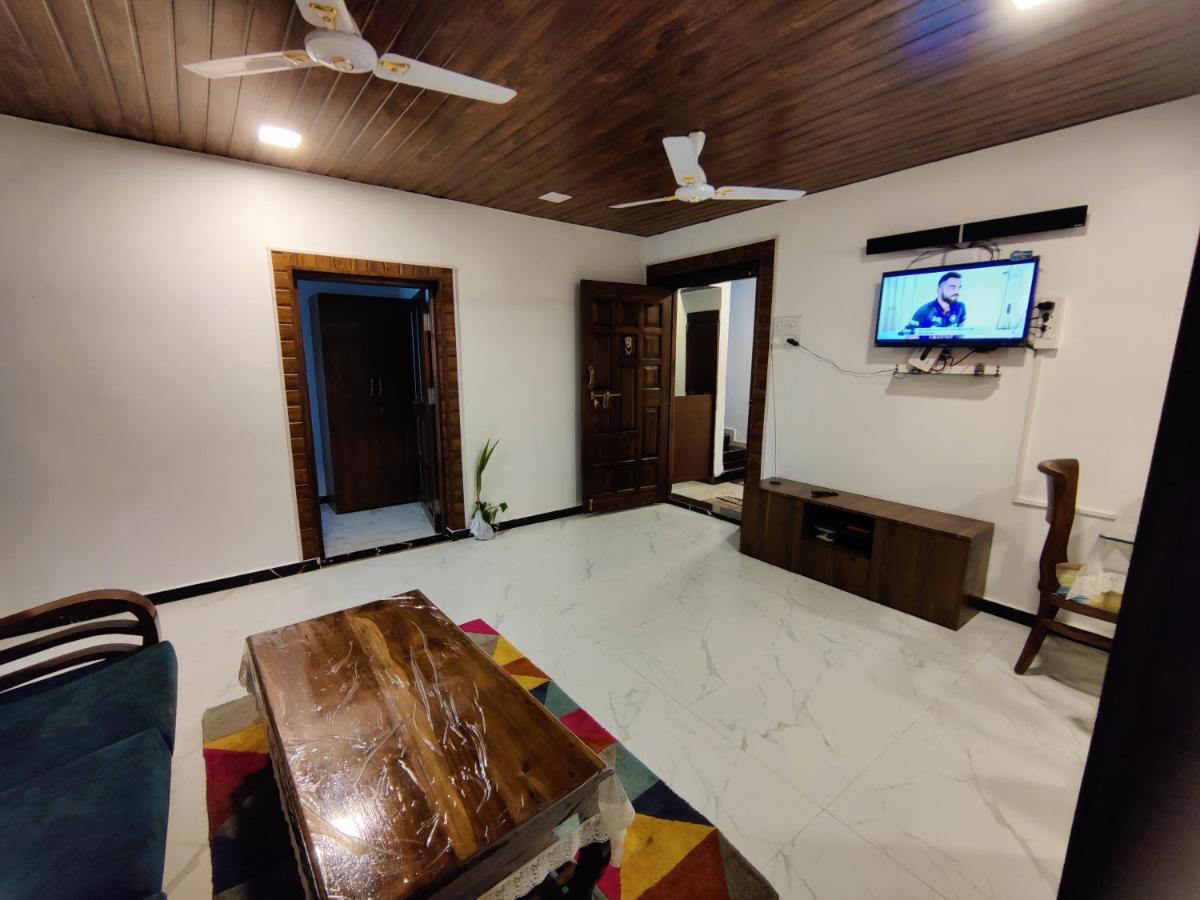 Whitehouse Homestay By Oxystays Hospitality 알리바그 외부 사진